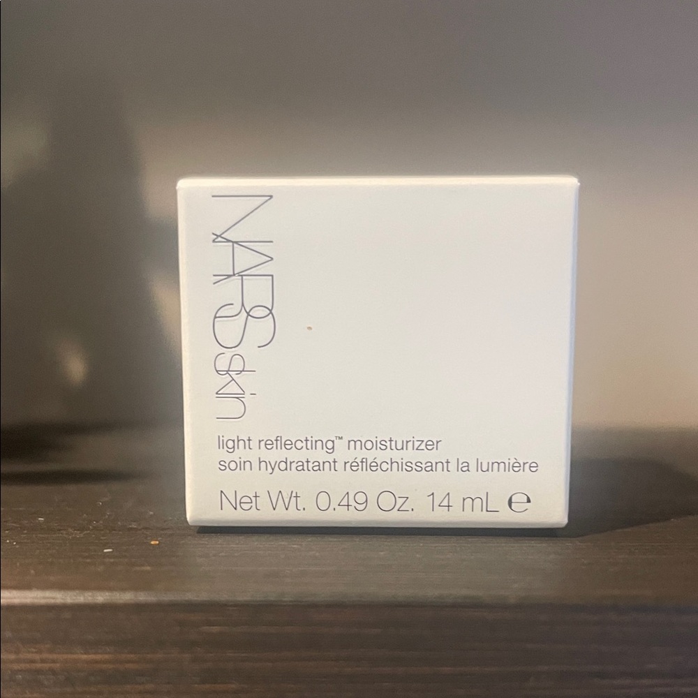 NARS Light Reflecting Moisturizer